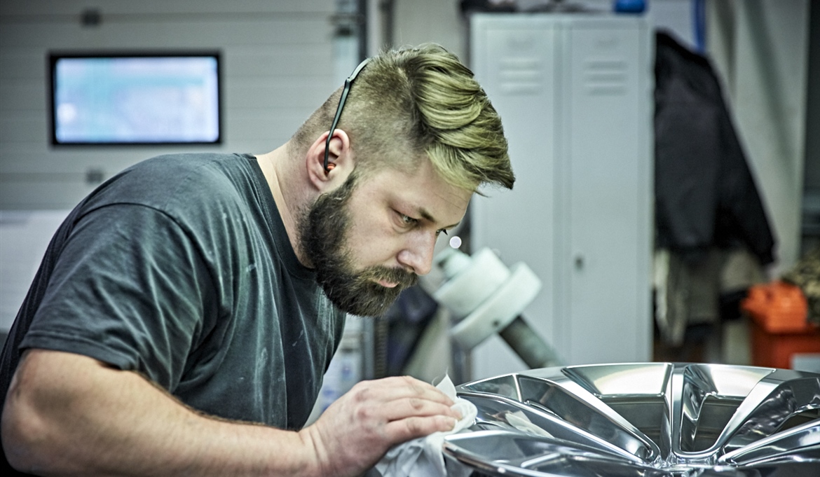surfaced GmbH - Jobs - Quereinsteiger